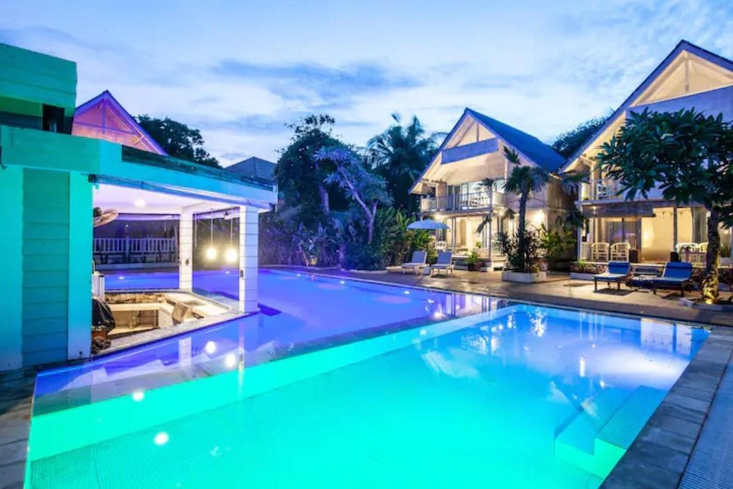 Mesari Beach Hut Seminyak Екстер'єр фото
